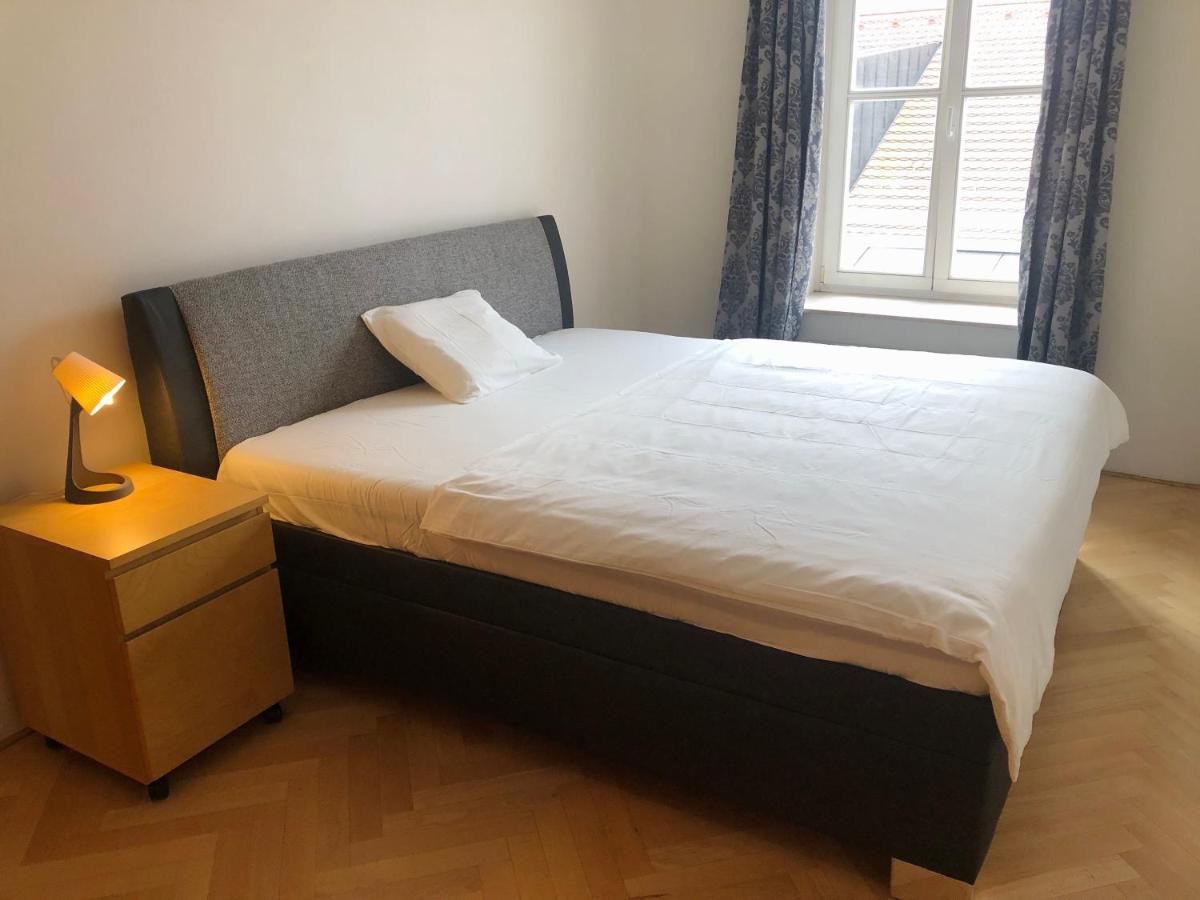 Old Town City Apartment براغ المظهر الخارجي الصورة